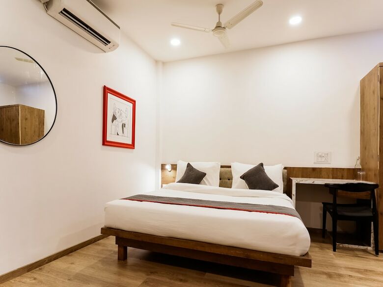 Hotel Oyo 22680 Flagship Comfort Medows