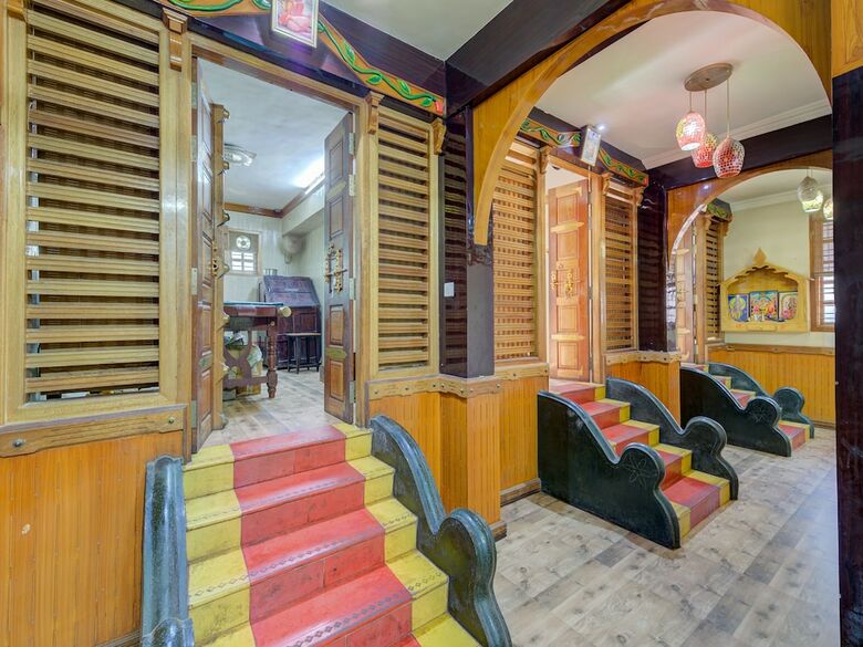 Hotel Oyo 26855 Kailasdham