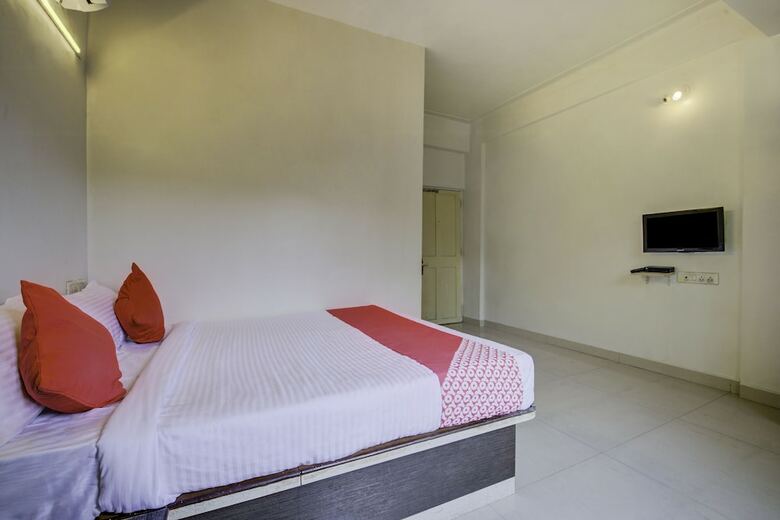 Oyo 24982 Hotel G Residency