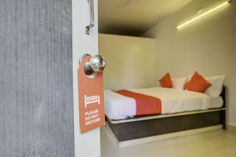 Oyo 24982 Hotel G Residency