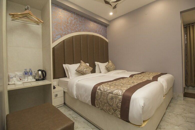 Oyo 27992 Hotel Ganpati