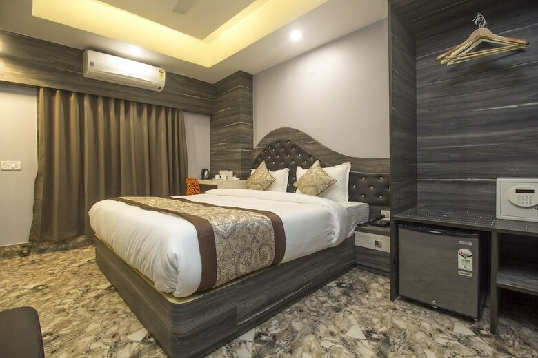 Oyo 27992 Hotel Ganpati