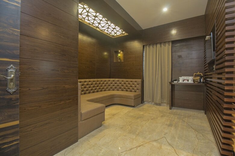 Oyo 27992 Hotel Ganpati