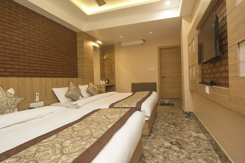 Oyo 27992 Hotel Ganpati