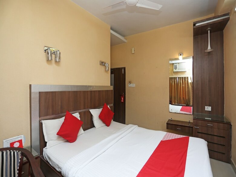 Oyo 26968 Hotel Aditya International