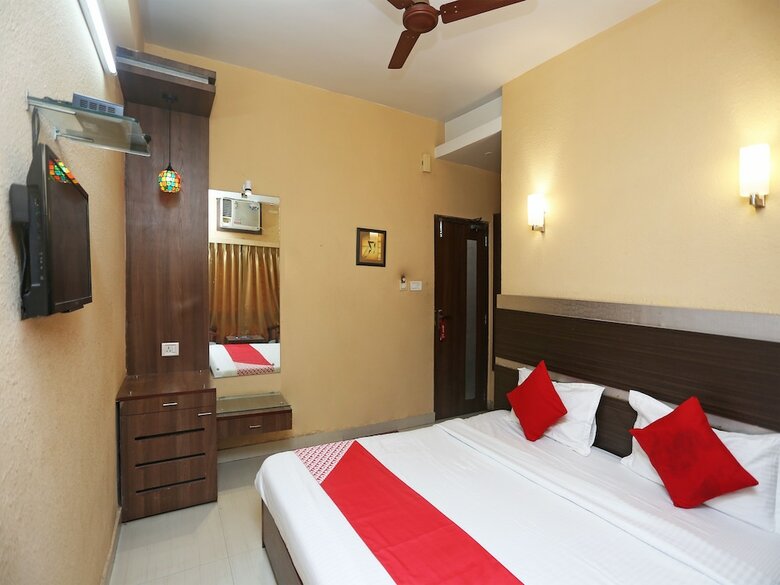 Oyo 26968 Hotel Aditya International