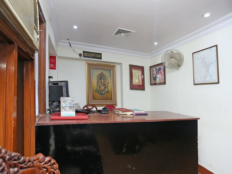 Oyo 2257 Hotel Mm Continental