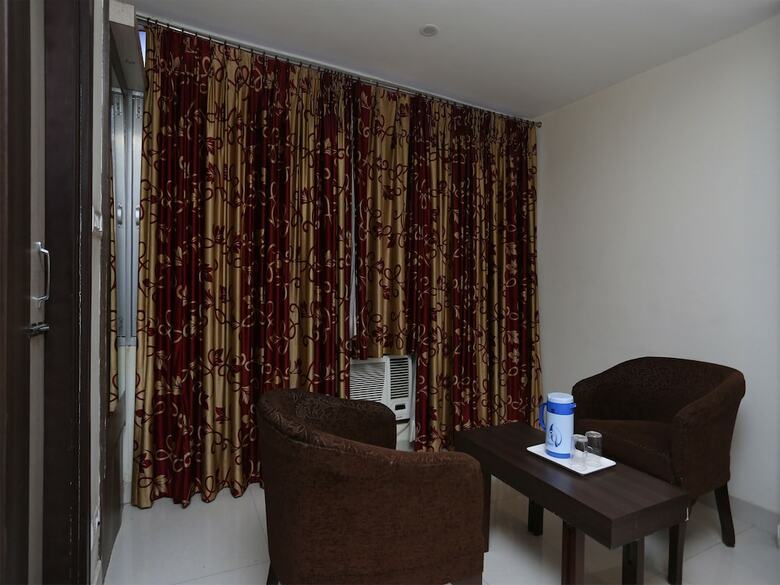 Oyo 2257 Hotel Mm Continental