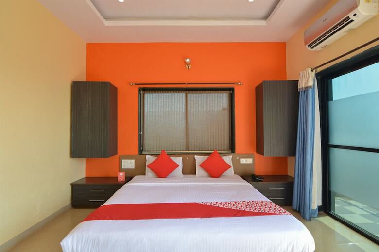 Oyo 16903 Beyond Horizon Hotel