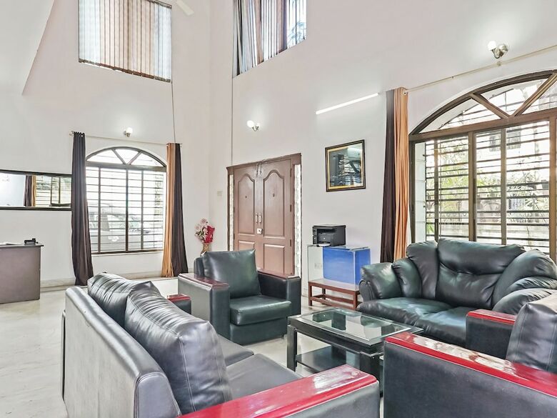 Hotel Oyo 23249 Finesse International