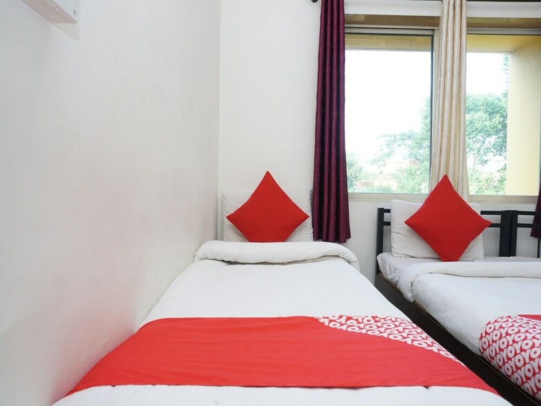Oyo 24986 Flagship Hotel Western Resort