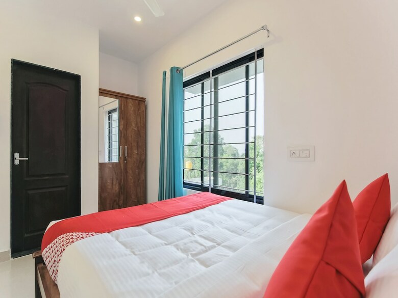 Hotel Oyo 26769 Vijaya Comfort Inn