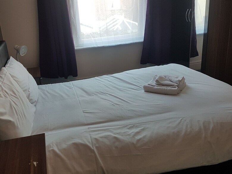 Hotel Bramshott Budget Rooms