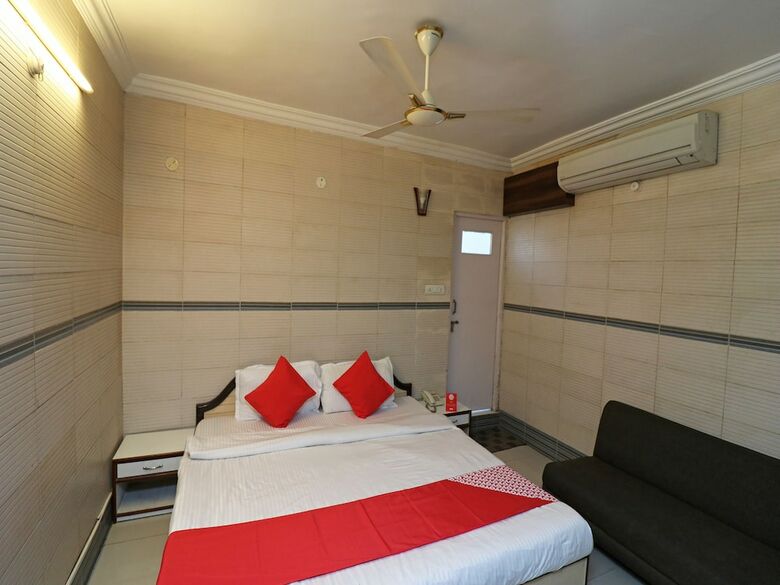 Oyo 3672 Hotel Ganpati