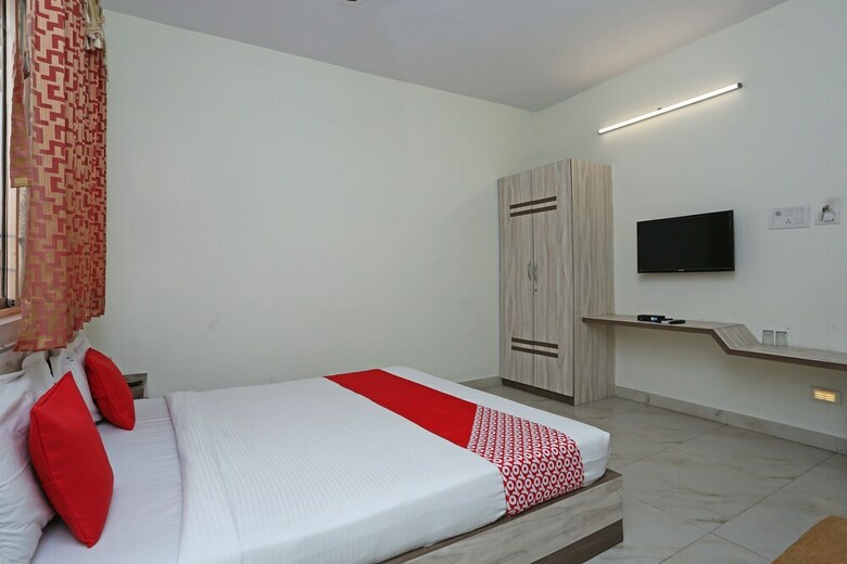 Hotel Oyo Flagship 26243 Second House