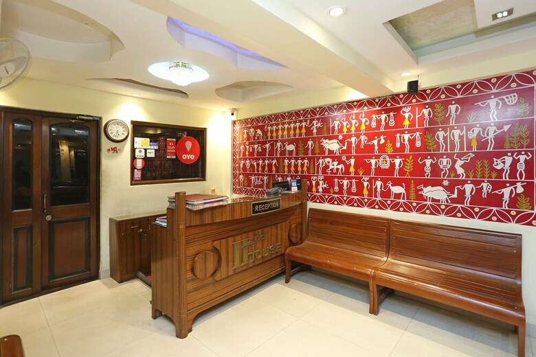 Hotel Oyo Flagship 26243 Second House