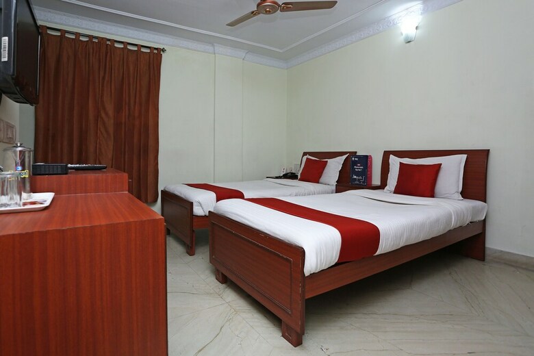 Hotel Oyo Flagship 26243 Second House