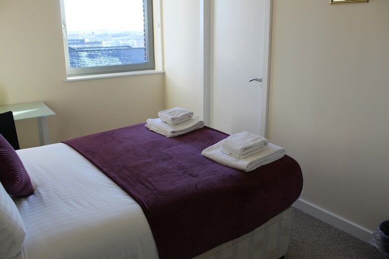Week2week Stunning 2 Bed City Centre Apartment