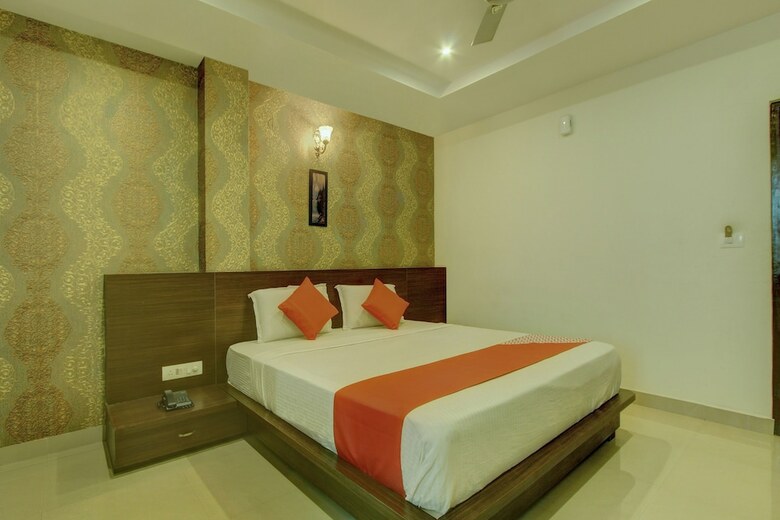 Oyo 22861 Hotel Samanvi International