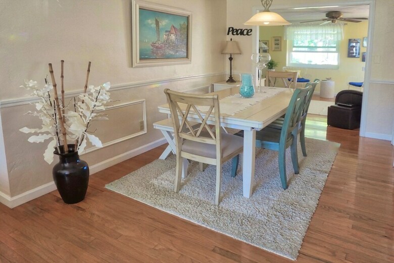 St Pete Beach, Backyard Sanctuary 154