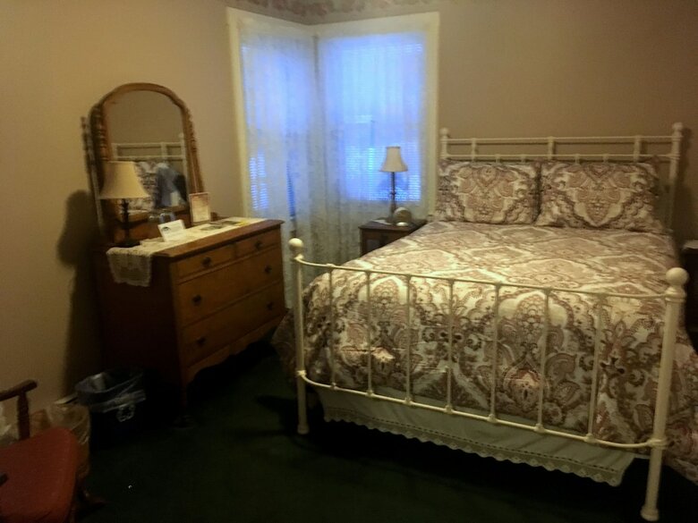 Bed & Breakfast 1785 Inn