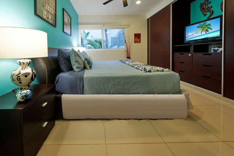 Apartamentos Solana  Condo 2br By Nas