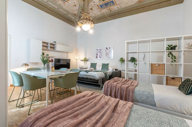 Wine Apartments Florence Pinot