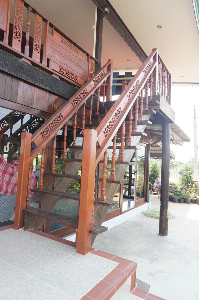 Hotel Reunmai Sametngam Resort