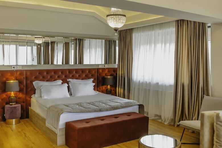 Hotel Seventeen Rooms