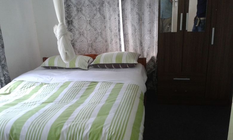 Hostal Fish Eagle Backpackers