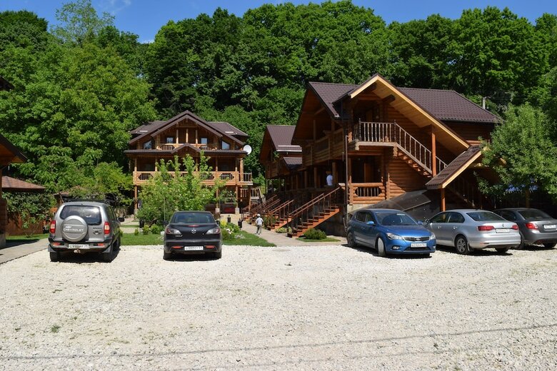 Hotel Ryabinovie Busy Guest House