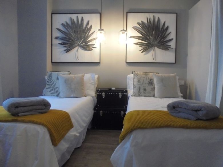 Hostal Tak