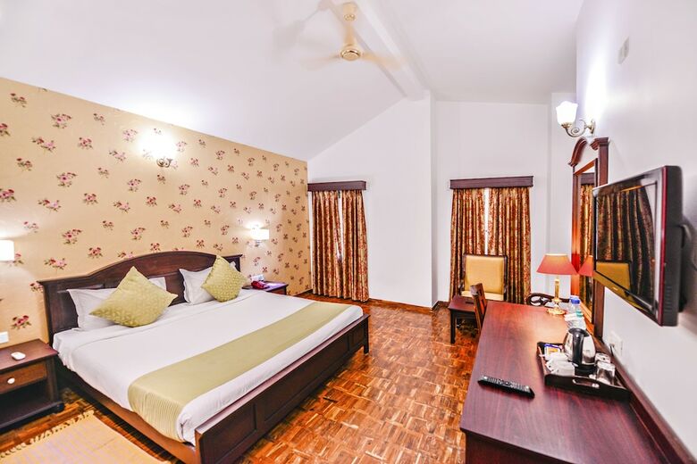Hotel Amantra Shilpi Resort