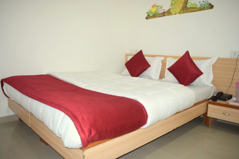Hotel D Veeray By Sky Stays