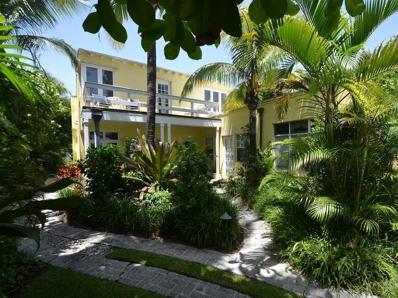 Apartamentos 88 S. Ocean Blvd