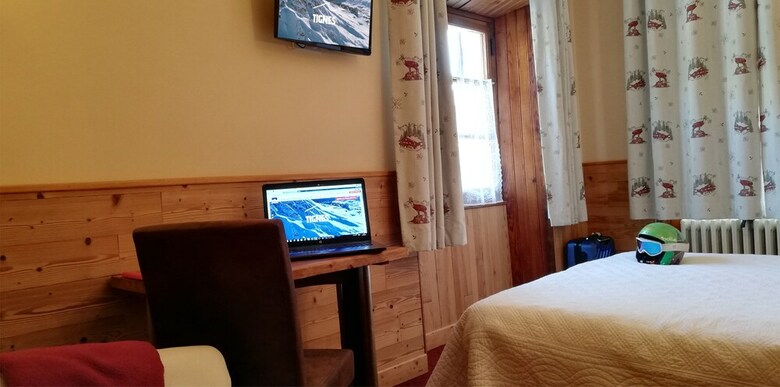 Hotel H�tel Le D�me