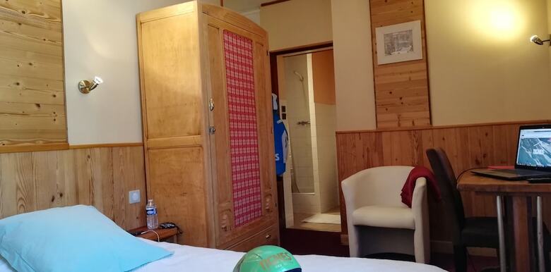 Hotel H�tel Le D�me