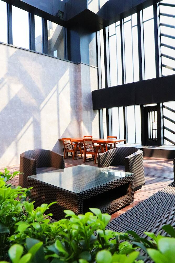 Aparthotel Royal Stars Apartment Shamian Branch