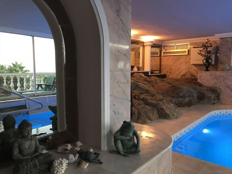 Apartamentos Villa Larnia