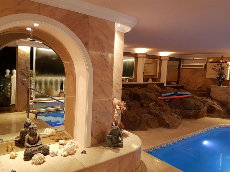 Apartamentos Villa Larnia