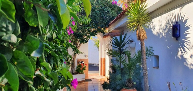 Apartamentos Villa Larnia