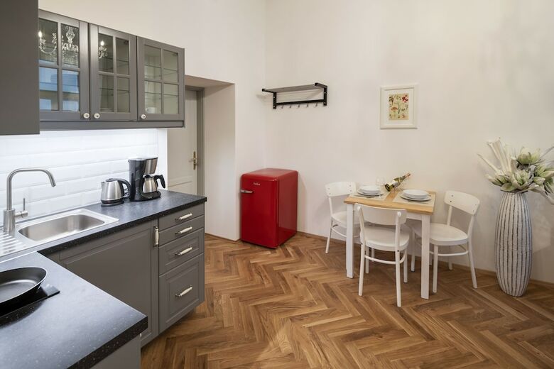 Old Town - Skorepka Apartments