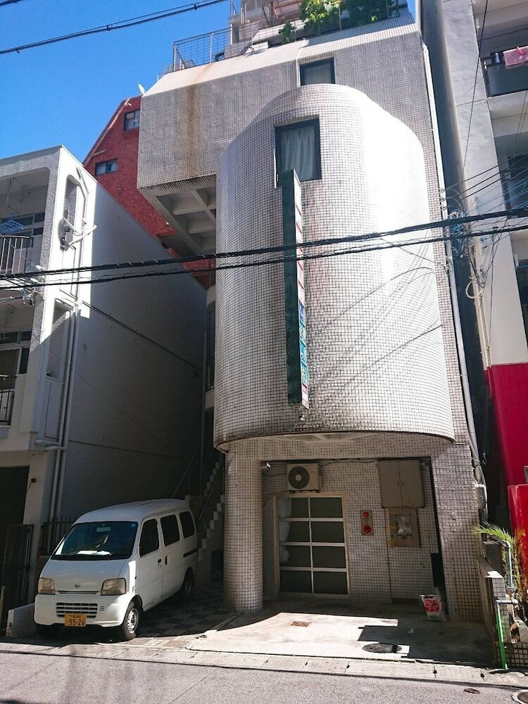 Apartamentos Maejima Bldg