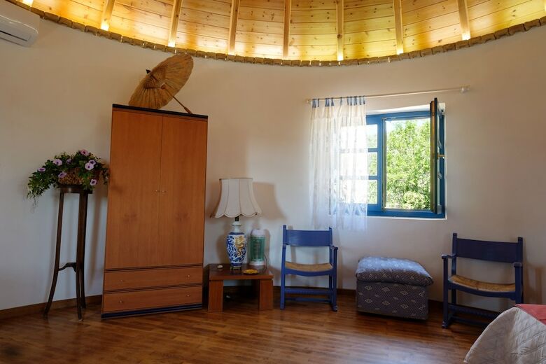 Apartamentos Villa Spyridoula - Near D Amour Beach