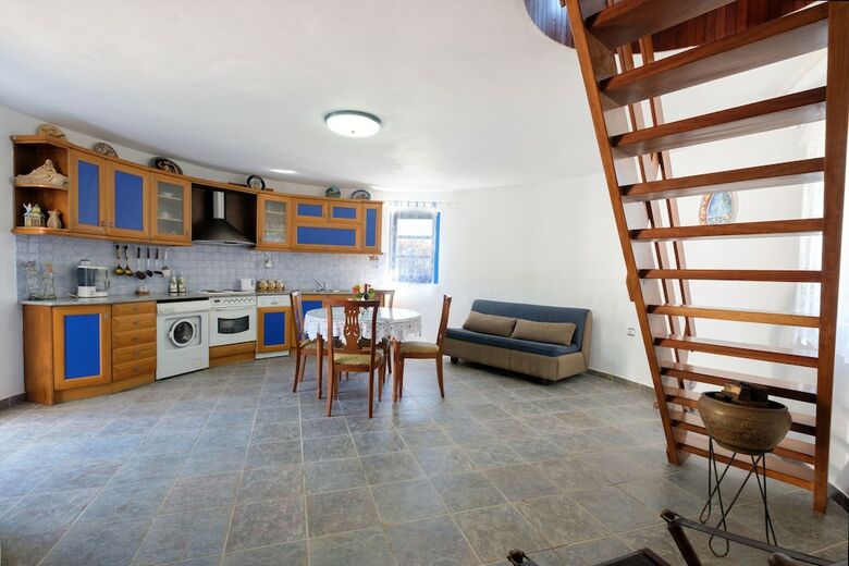 Apartamentos Villa Spyridoula - Near D Amour Beach