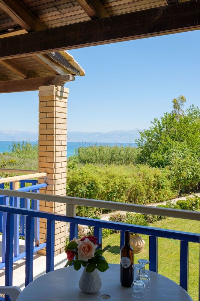 Apartamentos Villa Spyridoula - Near D Amour Beach