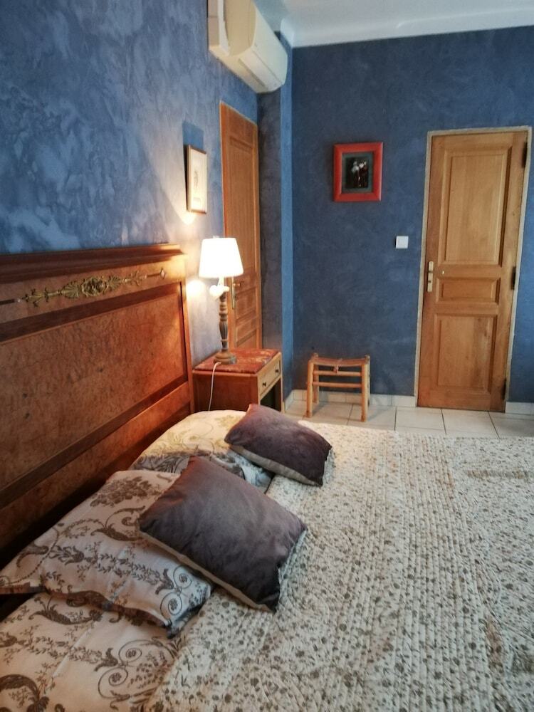 Bed & Breakfast Domaine Des Restanques