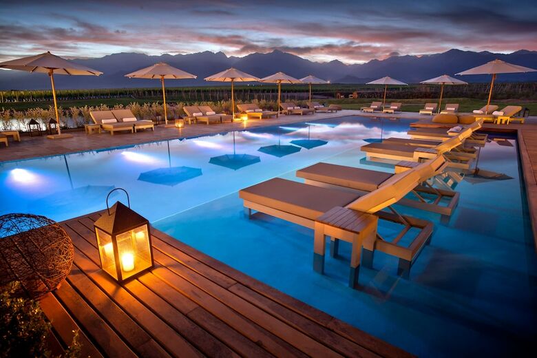 Hotel The Vines Resort & Spa