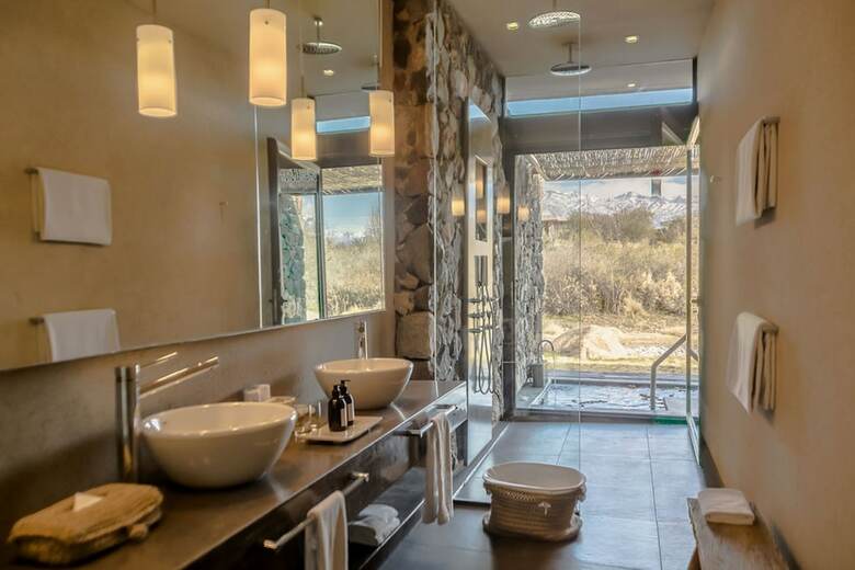 Hotel The Vines Resort & Spa