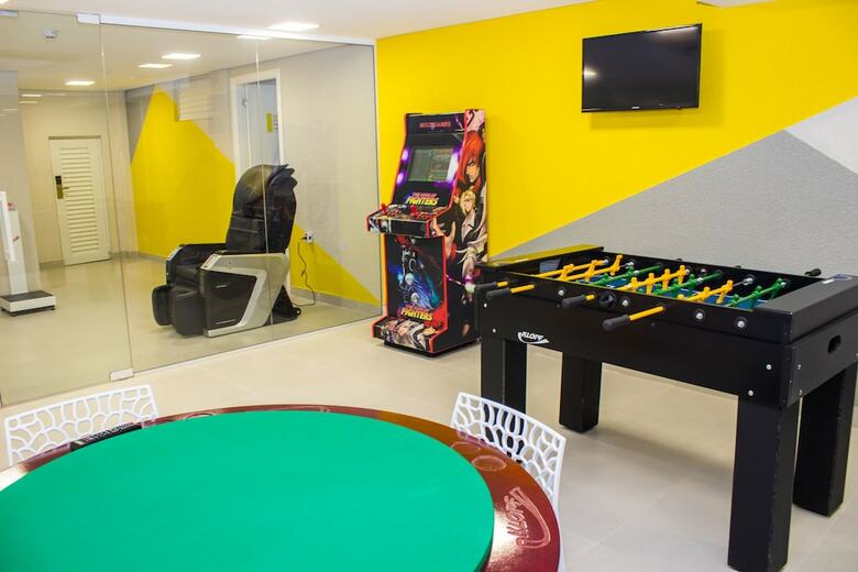 Pop Hotel